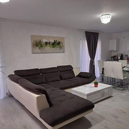 לינה וארוחת בוקר Sînnicolau Mare Casa Sannicolau מראה חיצוני תמונה