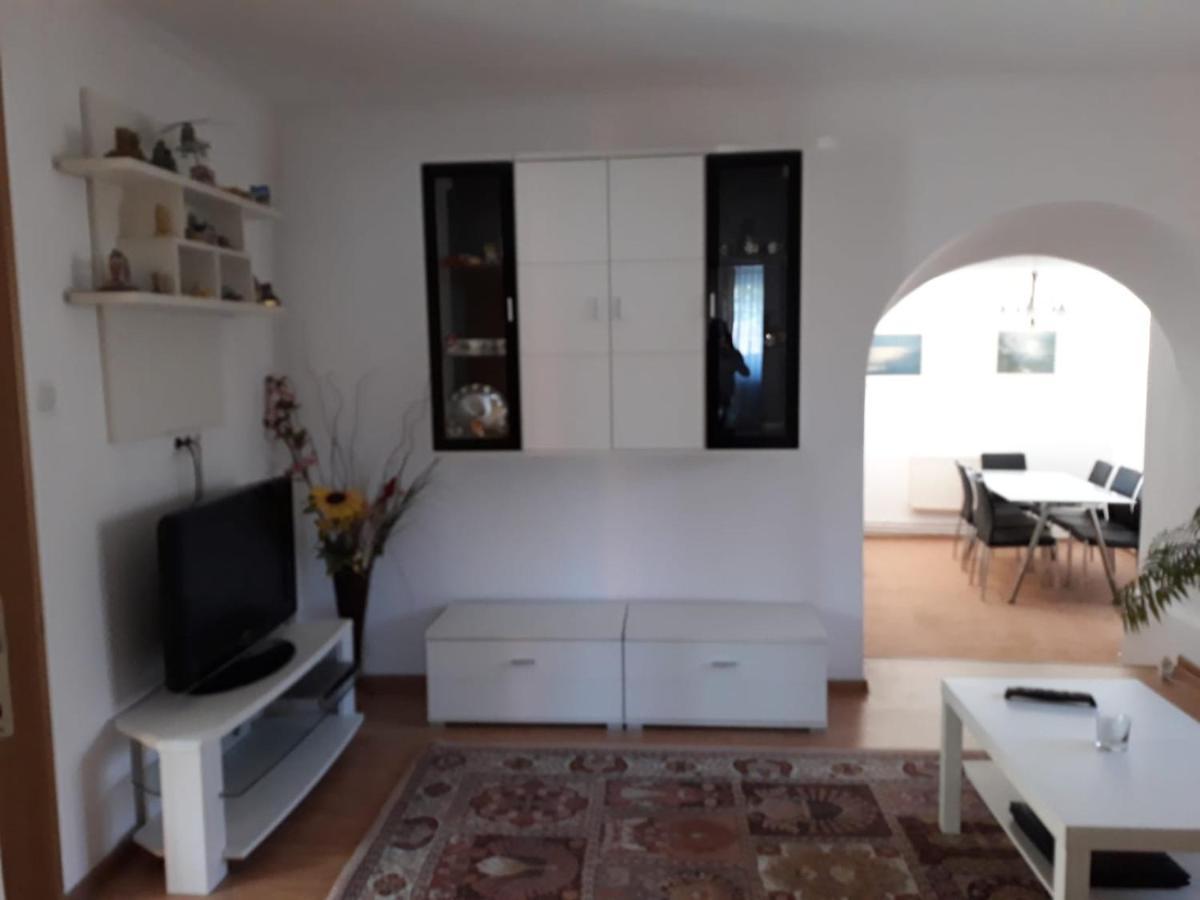 לינה וארוחת בוקר Sînnicolau Mare Casa Sannicolau מראה חיצוני תמונה