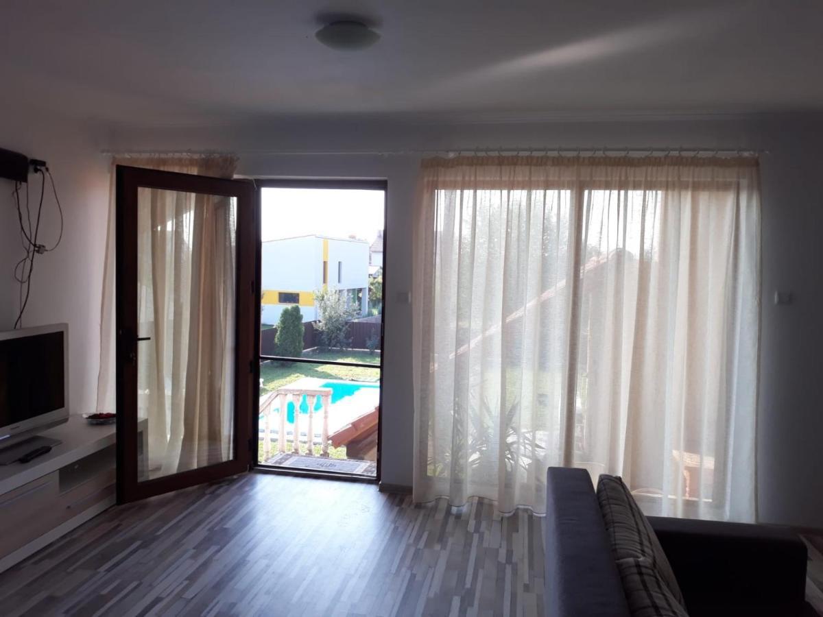 לינה וארוחת בוקר Sînnicolau Mare Casa Sannicolau מראה חיצוני תמונה