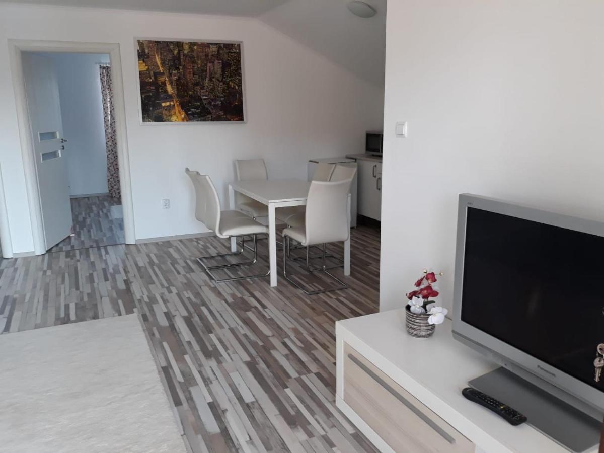 לינה וארוחת בוקר Sînnicolau Mare Casa Sannicolau מראה חיצוני תמונה