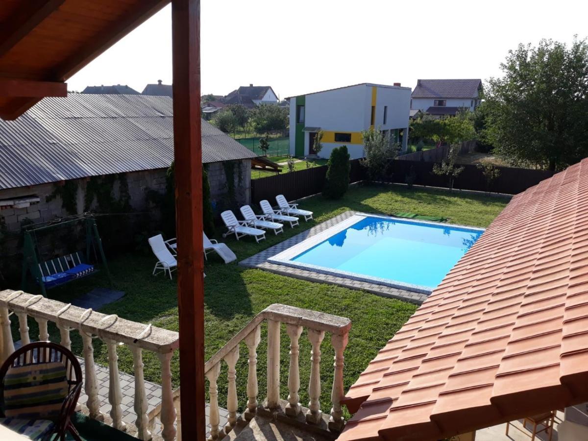 לינה וארוחת בוקר Sînnicolau Mare Casa Sannicolau מראה חיצוני תמונה